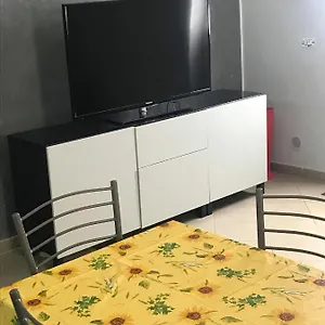 Appartamento Boomerang House - Airport, Center & Beach