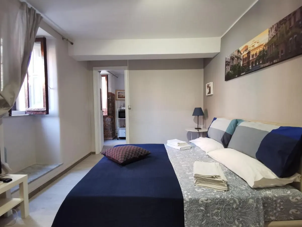 Two Rooms Bellini Catania Apartment